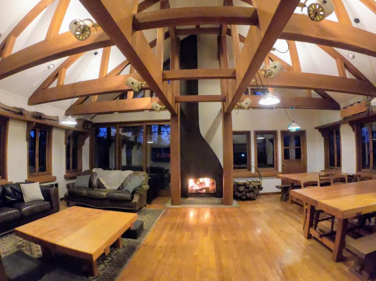 The Joint Bed and Breakfast Hakuba Buitenkant foto